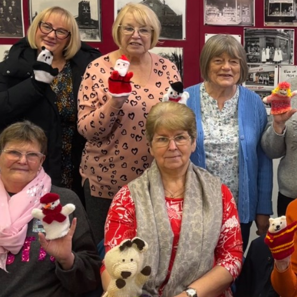 Knit, Natter and Puppets help with visual clues & BSL